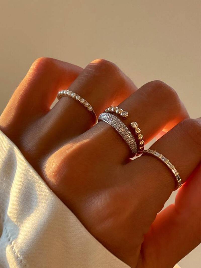 ZEYA - Colette Pavรฉ Sparkling Ring